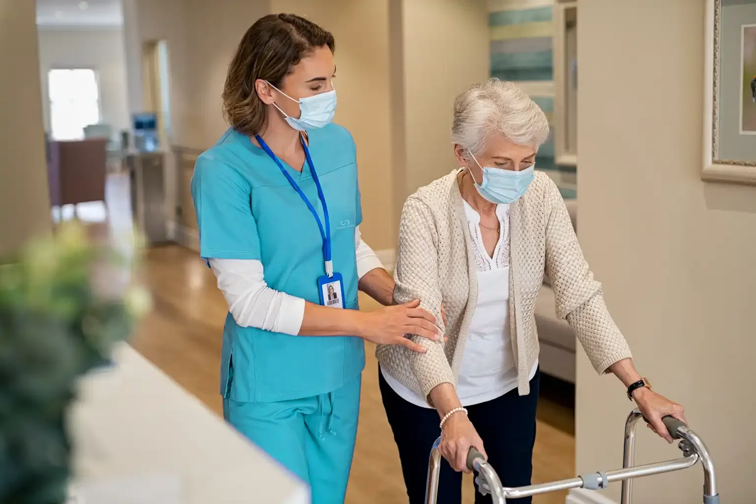 Home care in Pittsburgh, PA – senior woman enjoying companionship with caregiver